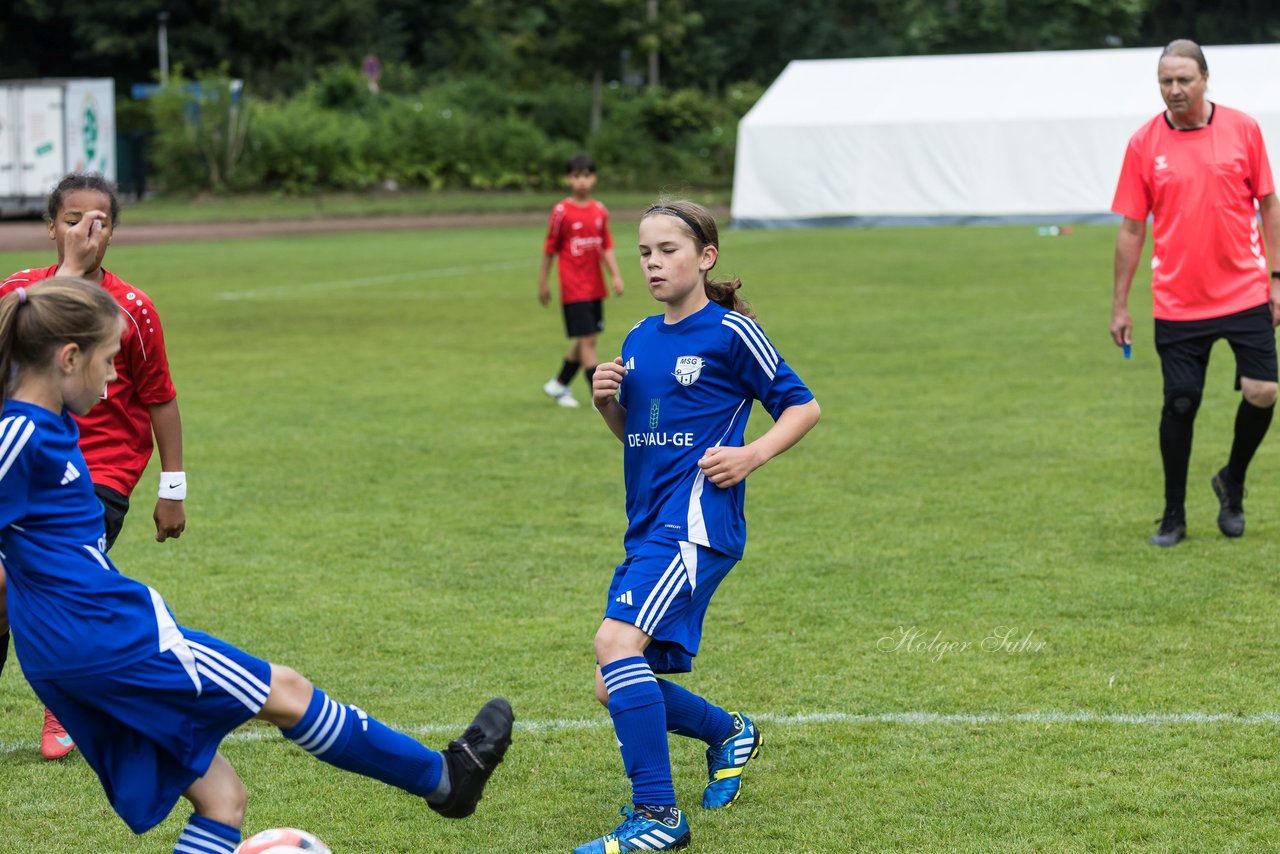 Bild 104 - Loewinnen Cup